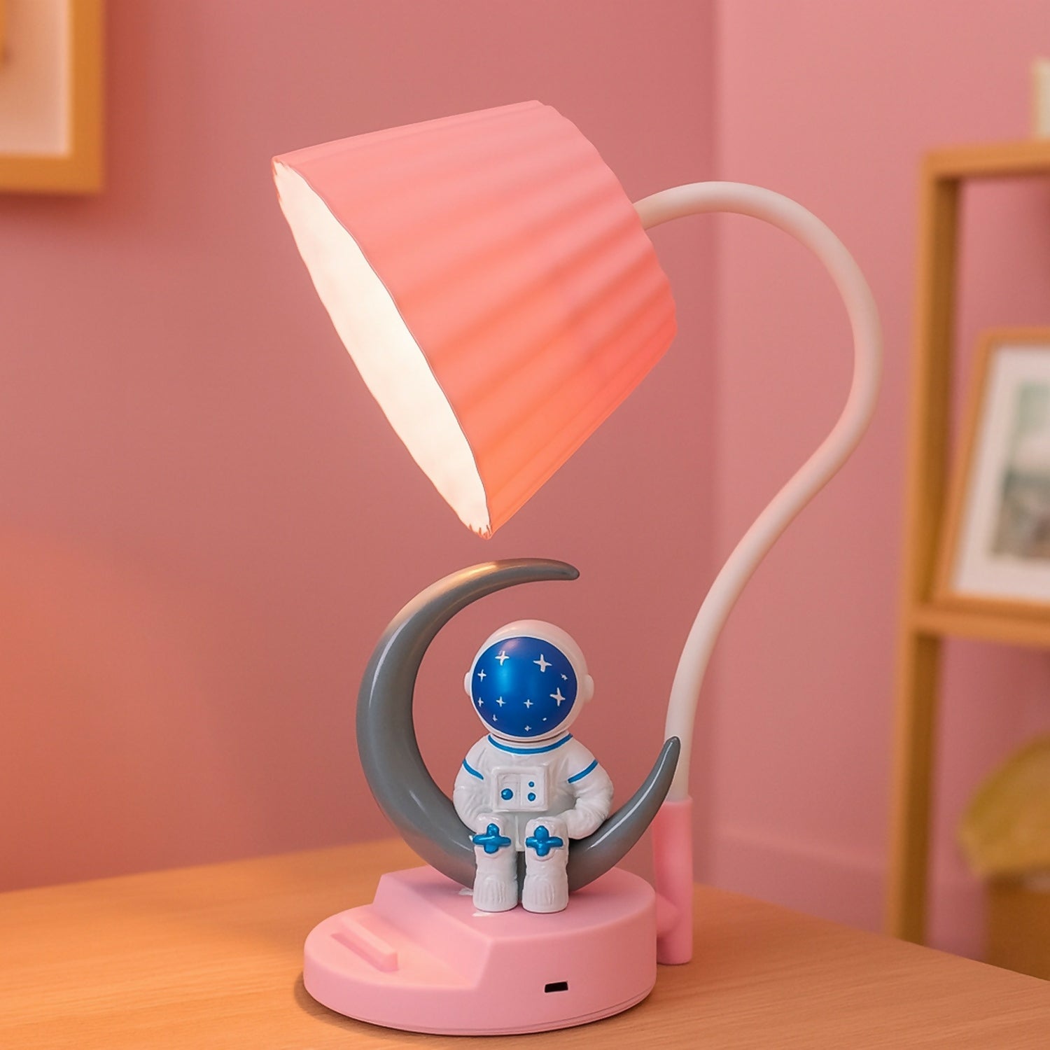 HTsCH3392k.jpg Pink Astronaut Moon LED Table Lamp, USB Rechargeable Kids Night Light - Image 1