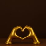 Golden Heart Hands Sculpture Showpiece for Home Decor Romantic Gift - Image 2