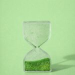 Green Liquid Sand Timer Hourglass Stress Relief Sensory Toy for Kids - Image 3