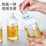 2 IN 1 OIL DISPENSER CONDIMENT JAR WITH SILICONE BRUSH - Image 3