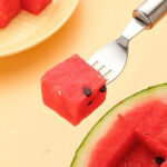 2-IN-1 STAINLESS STEEL WATERMELON FORK SLICER - Image 3