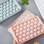 33 CAVITY MINI ROUND ICE PLASTIC TRAY