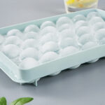 33 CAVITY MINI ROUND ICE PLASTIC TRAY - Image 6