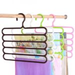 5 LAYER PLASTIC HANGER - Image 2