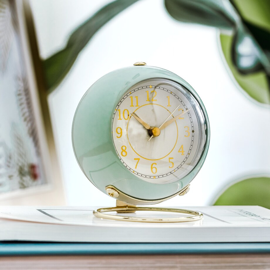 2su2tM ROUND DESK CLOCK GREEN - Image 1