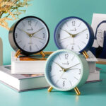 SILENT ANALOG DESK CLOCK MATT BLUE - Image 3