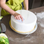 CAKE SMOOTHER CREAM SCRAPER FONDANT POLISHER FINISHER - Image 2