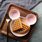 PLASTIC UNBREAKABLE MICKY MOUSE TRAY (1 PC) - Image 3
