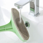 WINDOW MESH CLEANER. - Image 2