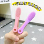 FINGER NOSE CLEANING BRUSH (PACK OF 2) - Image 4